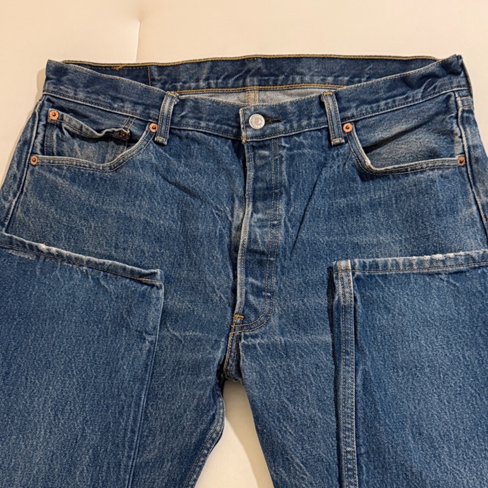 Levi's 501 Straight Leg Jeans